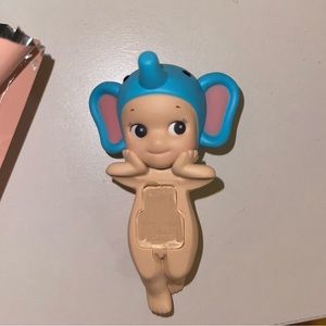 SONNY ANGEL ELEPHANT HIPPER 🐘